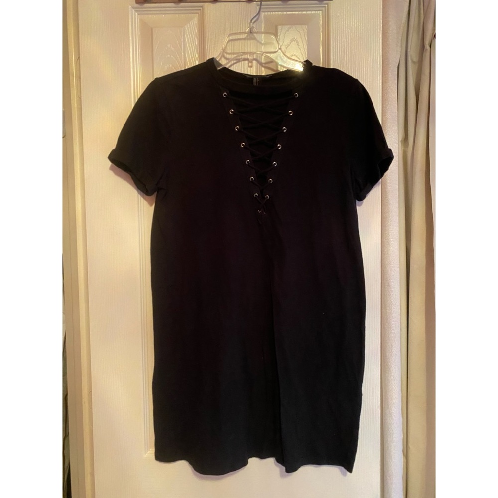 Black t shirt dress